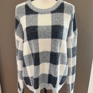 Women's Cyprus Cozy Black & White Plaid Sweater, Size Large